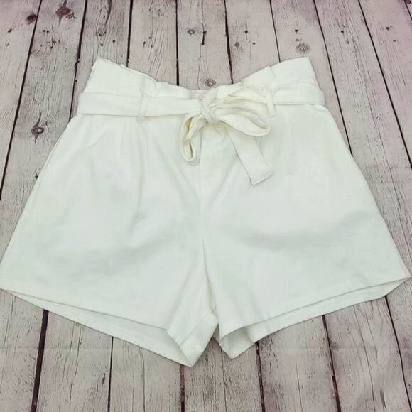 Windsor Womens Bow Tie High Wast Paper Bag Shorts Ivory Size XL - Picture 1 of 12